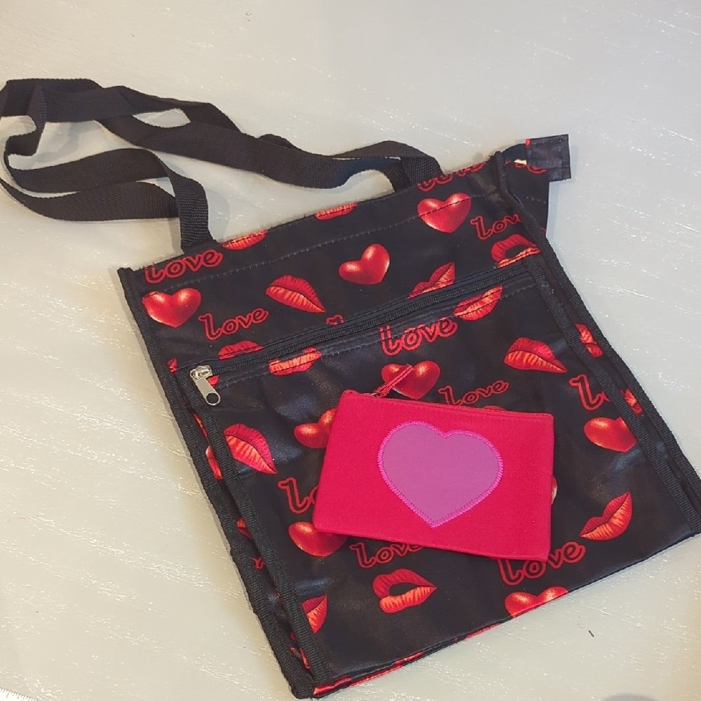 Black and Red Love Print Tote Bag‎ w Matching Coin Purse